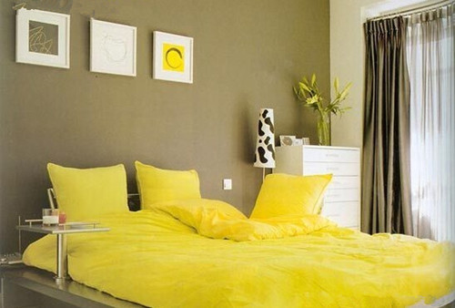 黄色卧室